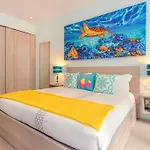 Colourful & Central 1 Bedroom In Playa Del Carmen