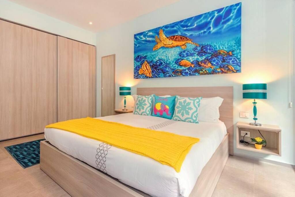 Apartamento Colourful & 1 Bedroom In *